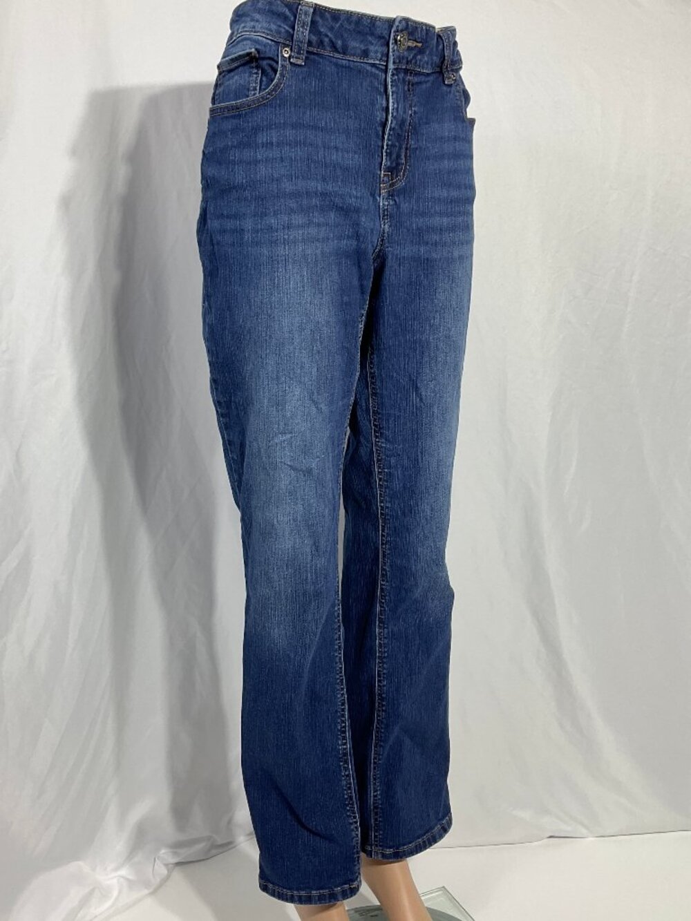Maurices Size 12 Classic Slim Boot Cut Mid-Rise Jeans Womens Denim 778488